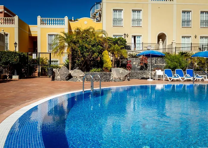 Duplex Oceanview Heated Pool,