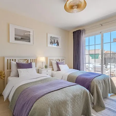Апартаменты Duplex Oceanview Heated Pool, Эль-Пальмар