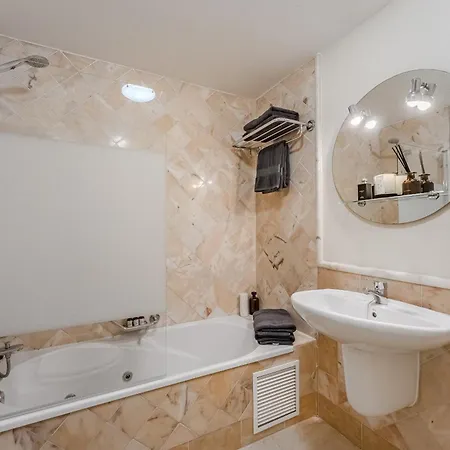 Apartment Duplex Oceanview Heated Pool,